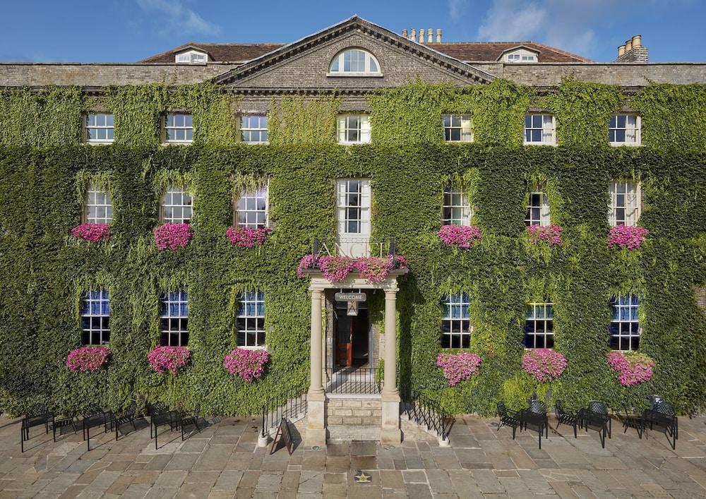 Angel Hotel Bury St. Edmunds Exterior photo